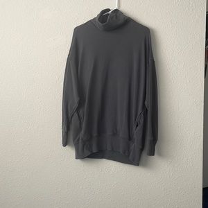 Aerie pocket turtle neck sweatshirt